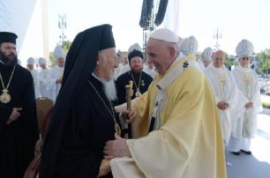 В УПЦ считают, что Фанар больше стремится к диалогу с Католической церковью, чем с православными