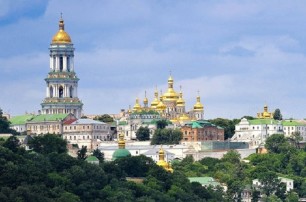В Киево-Печерской лавре издали православный календарь на 2022 год