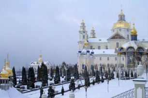 Руководители Тернопольской области призвали не создавать напряжения вокруг Почаевской Лавры УПЦ