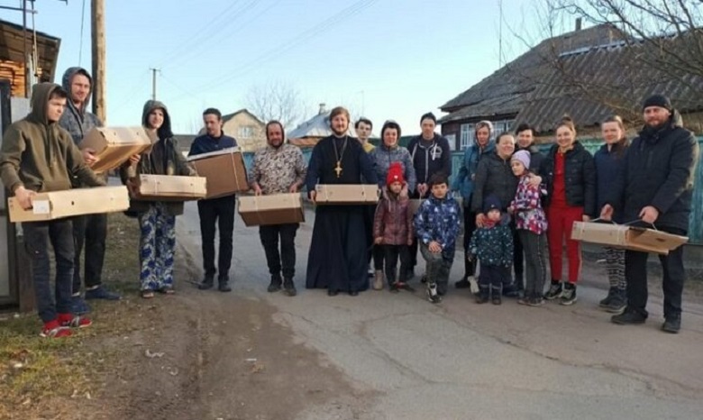 На Черниговщине УПЦ оказывает гуманитарную помощь военным, медикам и мирным жителям