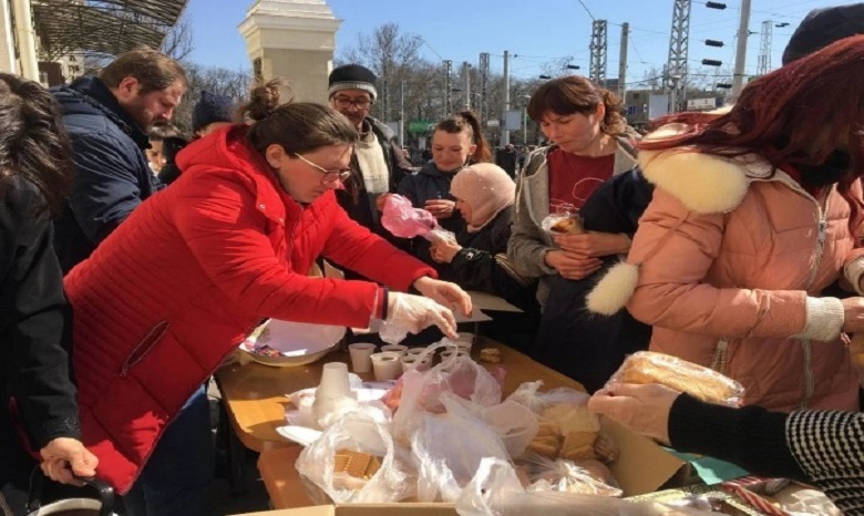 В УПЦ помогают беженцам, больницам, нуждающимся и украинским воинам