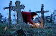 В УПЦ объяснили, какие традиции допустимы на кладбище