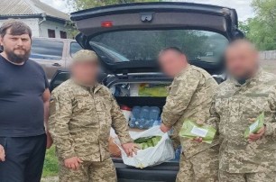 На Черниговщине УПЦ передали гуманитарную помощь украинским военным и пациентам хосписа