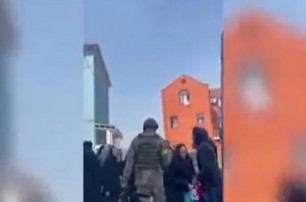 Правоохранители эвакуировали мирных жителей из пострадавшего от обстрелов скита Святогорской лавры