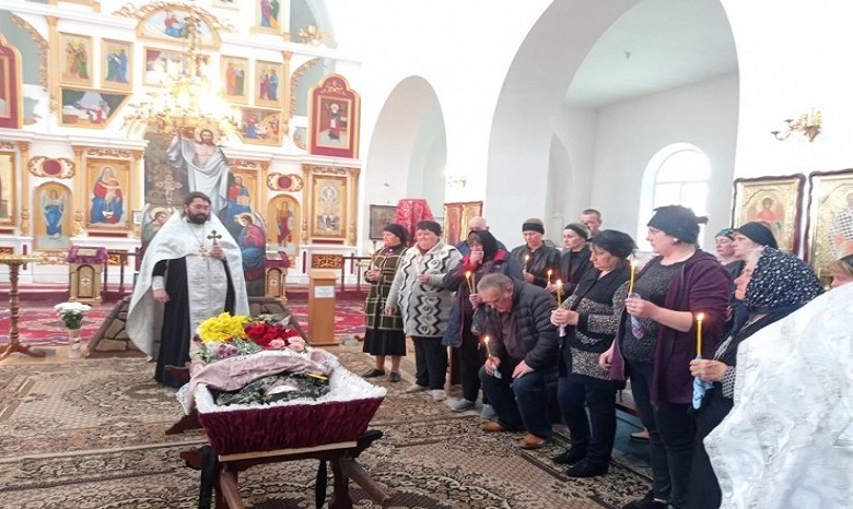 На Киевщине, Полтавщине и Черниговщине священники УПЦ отпели украинских воинов