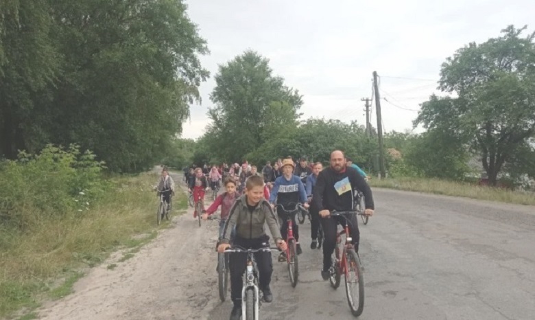 На Рівненщині священники УПЦ провели велопаломництво для дітей