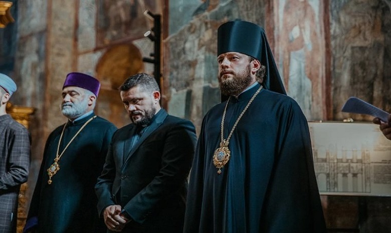 Єпископ УПЦ взяв участь у заході з нагоди Дня Української Державності