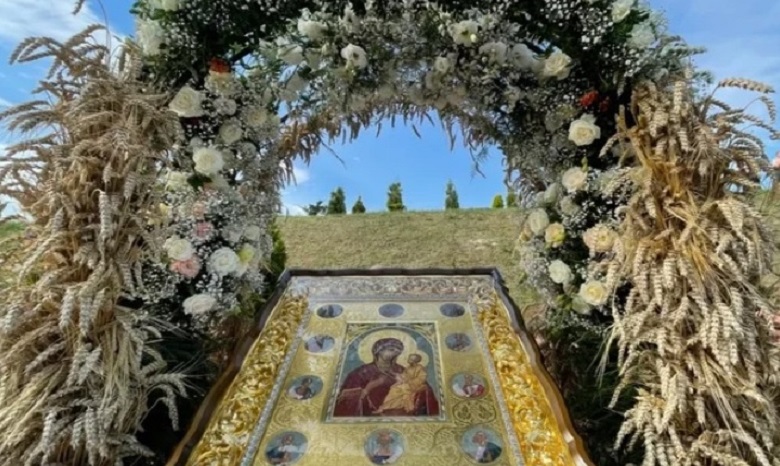На Рівненщині віруючі УПЦ вшанували чудотворний образ Богородиці «Андрусіївська Хлібна»
