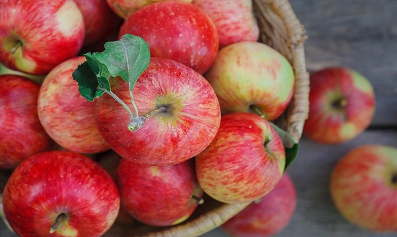 В УПЦ розповіли, чи можна їсти яблука до Преображення