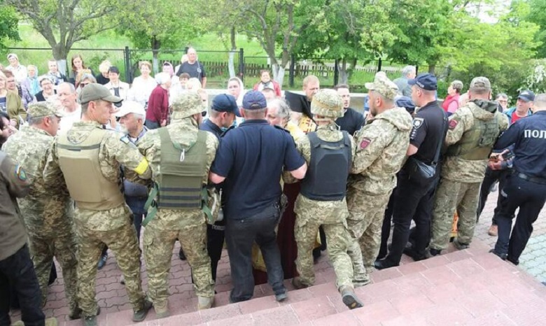 На Київщині місцева влада перешкоджає звершенню богослужінь громаді УПЦ