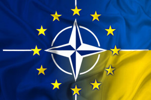 НАТО: Підтримка альянсом Києва має вирішальне значення для формування майбутнього України