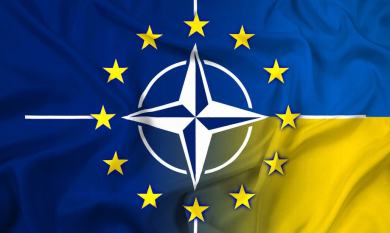 НАТО: Підтримка альянсом Києва має вирішальне значення для формування майбутнього України