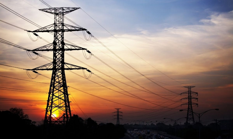 Шмигаль: Україна потребує збільшення імпорту електроенергії з країн ЄС до 2 ГВт
