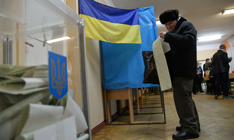Washington Post: Захід підштовхує уряд України до проведення виборів, незважаючи на російську агресію